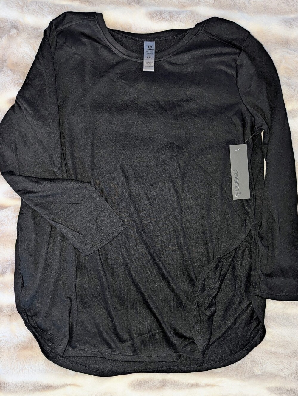 Mono B Black Long Sleeve Lightweight Top Size 2XL NWT Soft Stretch Side Slits